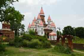 Zen Zone Clean-Up: Restoring Radiance at Hangseshwari Temple