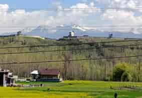 Maharashtra Bhavan or Maharashtra Govt Guesthouse in Kashmir is going to be built at Ichgam town